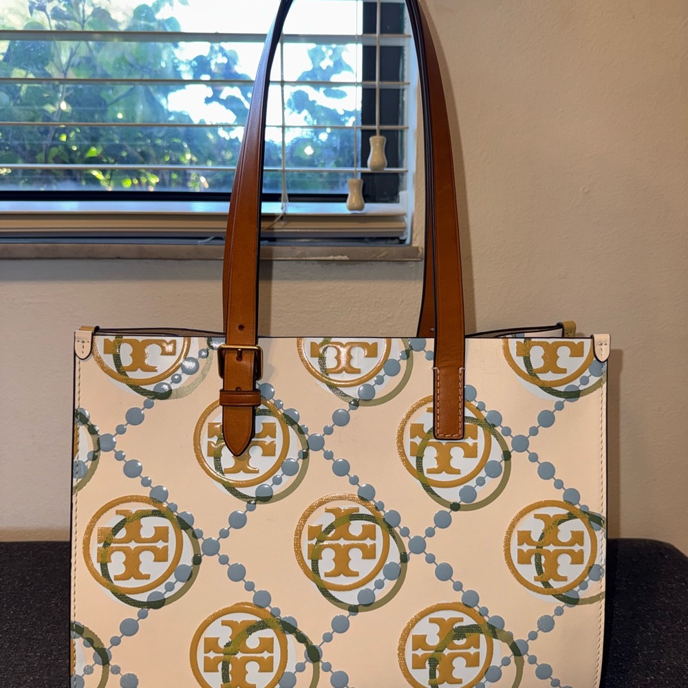 Tory Burch White and Tan Tote Bag